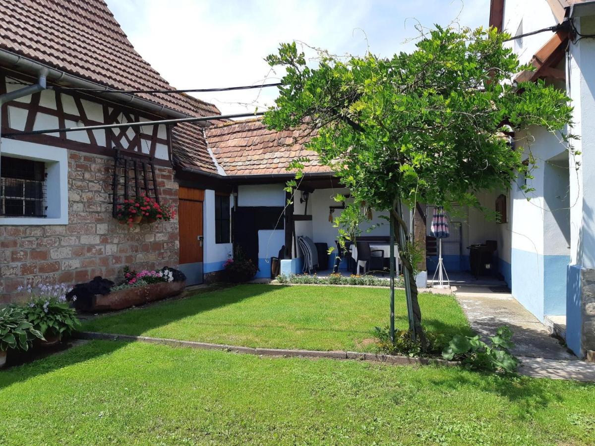 Cosy Holiday Home In Schleithal With Garden Екстер'єр фото