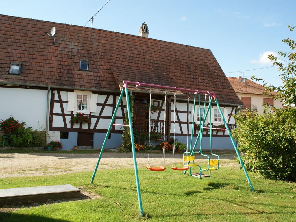 Cosy Holiday Home In Schleithal With Garden Екстер'єр фото